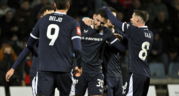 Slavlje nakon gola Topića u Karlovcu