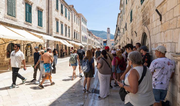 Dubrovnik spreman za vrhunac sezone, održivi turizam u prvom planu