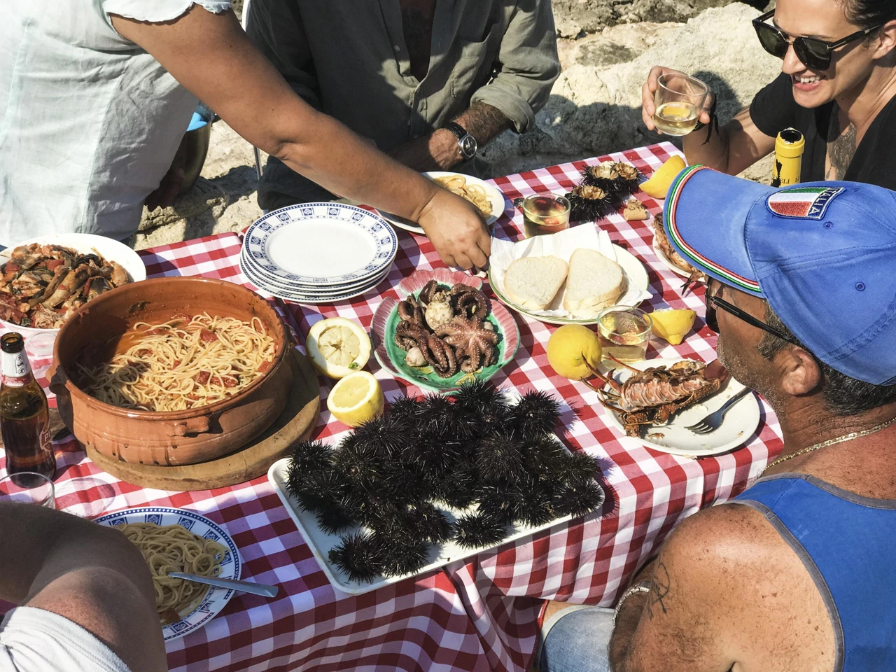 Subota, 15. studenog na Drugom , Foto: Anthony Bourdain - Upoznavanje nepoznatog/dokumenarna serija