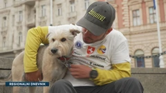 Oliver iz Slovenija i njegova kujica Karlitos