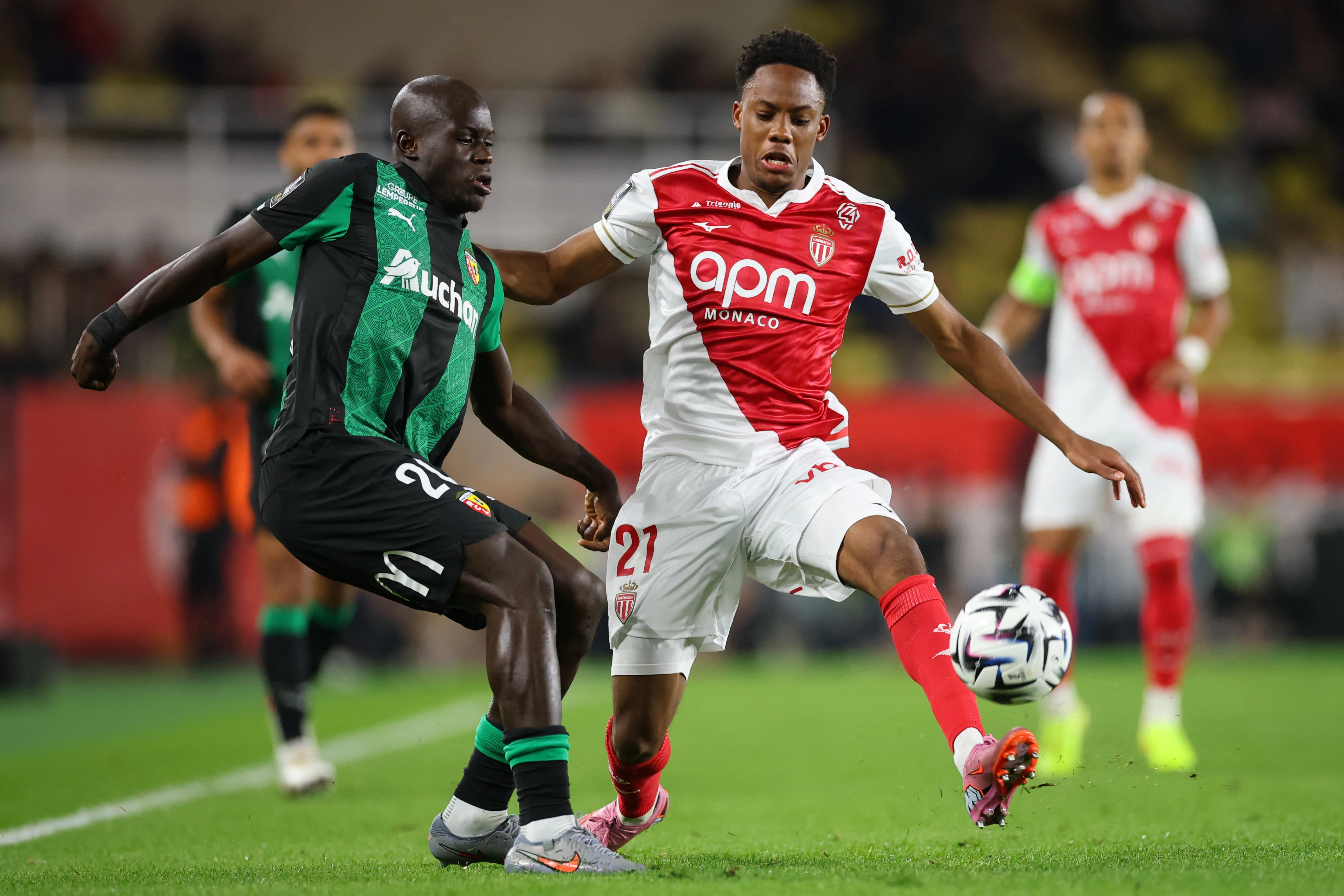 Lens razbio Monaco u Monte Carlu