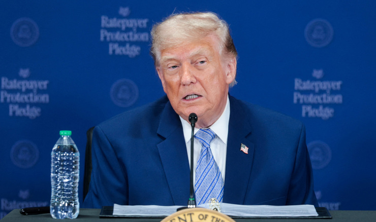 Zastupnički dom za ograničenje Trumpovih ratnih ovlasti, Senat podupire predsjednika