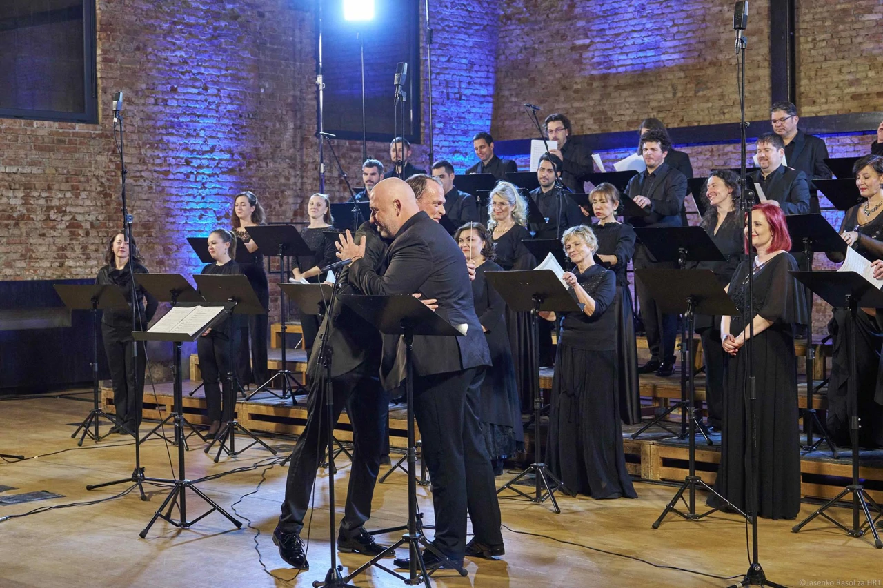 Ivan Hut, Vjekoslav Hudeček, Zbor HRT-a