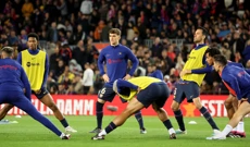 Zagrijavanje nogometaša Barcelone, Foto: Nacho Doce/REUTERS