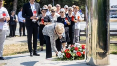 Vukovarske majke položile vijence u povodu dana nestalih osoba