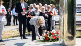 Vukovarske majke položile vijence u povodu dana nestalih osoba