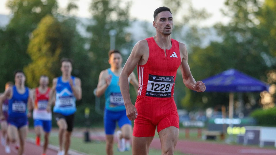 Bloudek ruši rekord na Hanžeku?