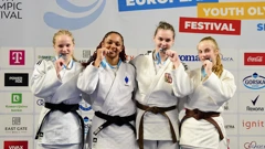 Antea Ajduković na postolju