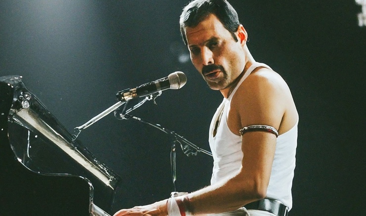 Klavir i mikrofon Freddieja Mercuryja na dražbi u listopadu
