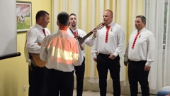 Klapa Drniš u Domu za starije osobe Knin, Foto: H. Gunjača/HRT