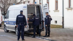 Privođenje osumnjičenih za napad na maloljetnike