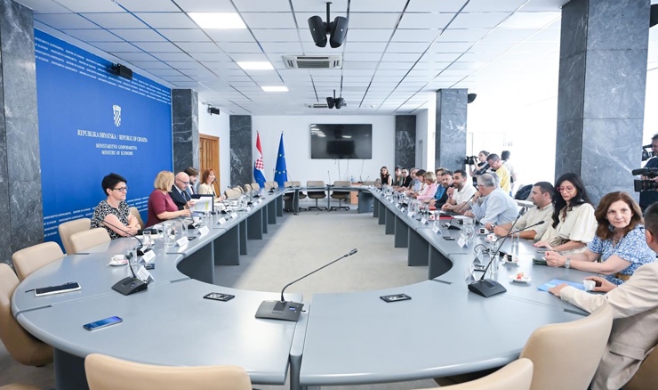 Sindikati javnih službi na razgovoru s ministrima 