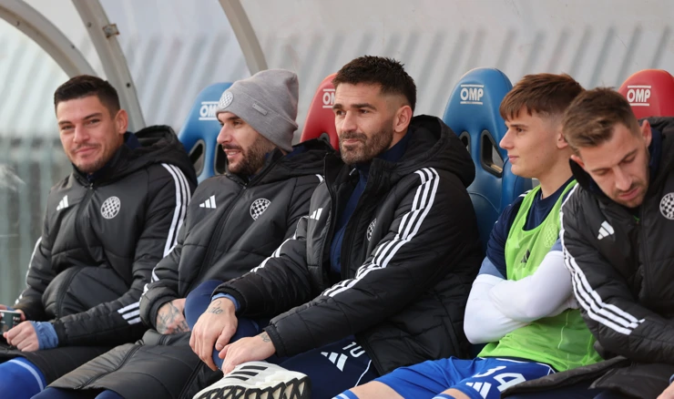 Livaja na klupi Hajduka