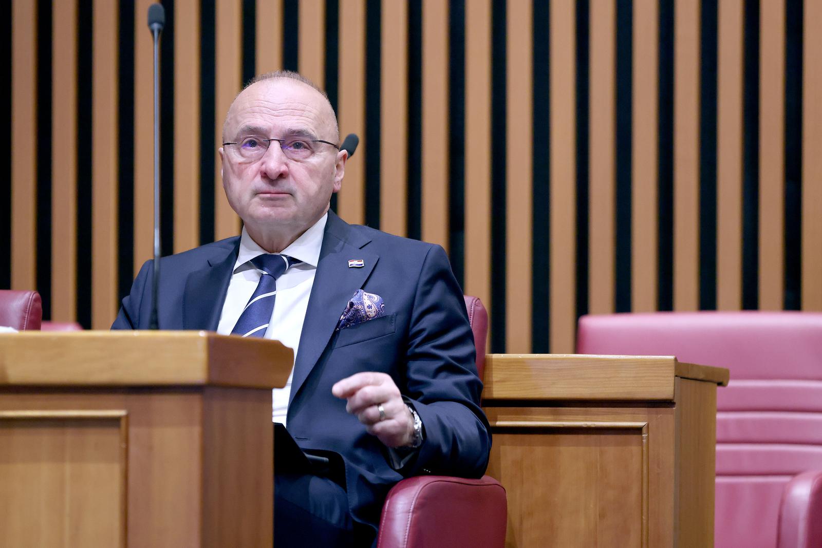 pxl 170426 150191972 20260417105359