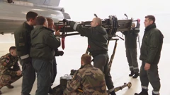 Montiranje rakete MICA, Foto: HTV/HRT