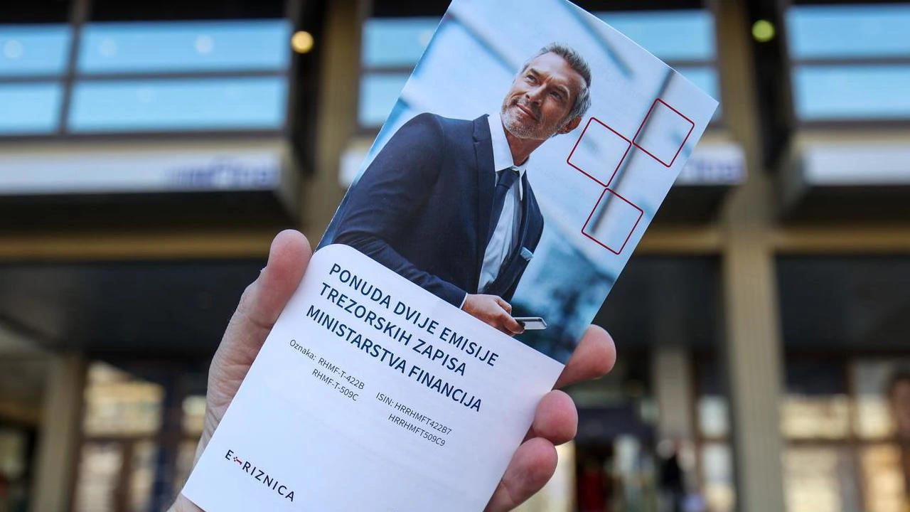 Fast 13.000 Bürger zahlten 393,3 Millionen Euro für Schließfächer 2 pxl 200224 110400299 20240917132902