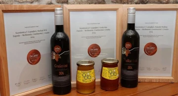 Priznanja za vino i med