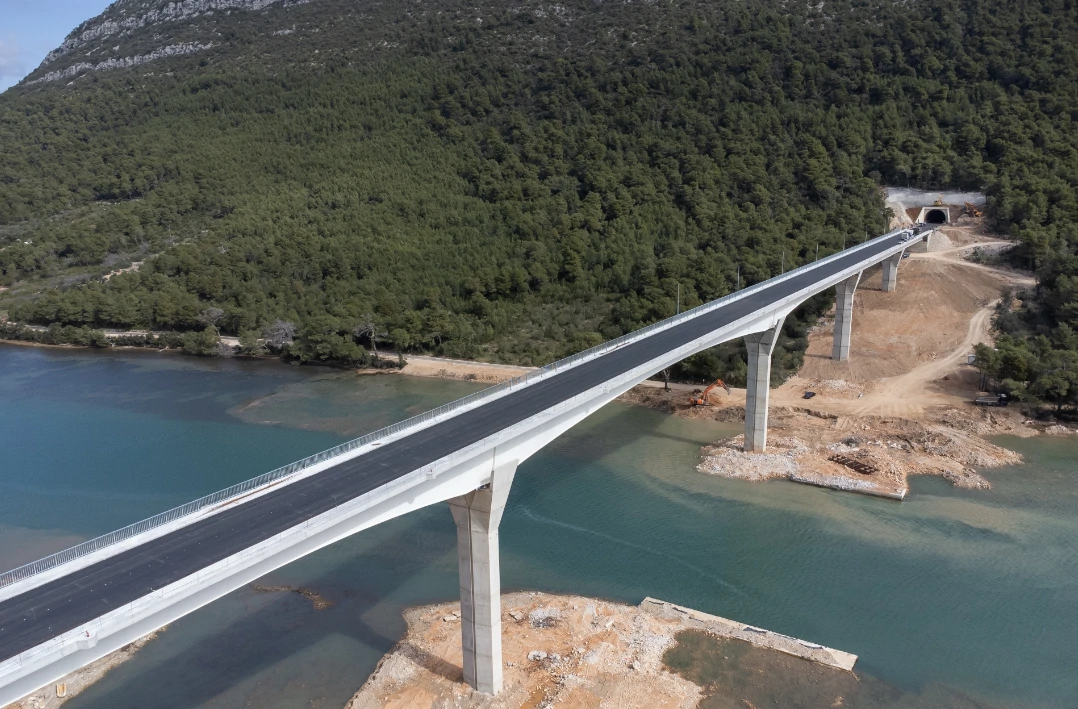 Pogled iz zraka na most Ston uoči svečanog otvorenja, Foto: Grgo Jelavic/PIXSELL 