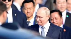 Putin u pekinškoj zračnoj luci