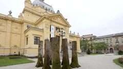 Rad Slavomira Drinkovica pred Umjetničkim paviljonom