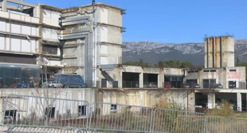 Nedovršena Spaladium Arena
