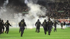 Torcida na terenu, Foto: Ivana Ivanović/PIXSELL