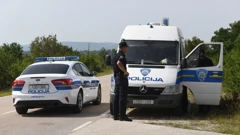 Potraga za trećim članom posade helikoptera