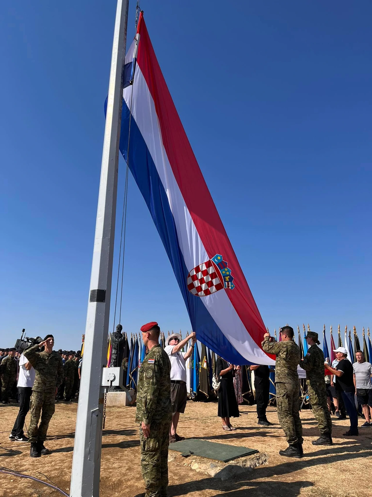Knin: Pripreme za sutrašnju proslavu, Foto: Matija Matko Švarc/HRT