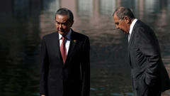 Wang Yi i Sergej Lavrov