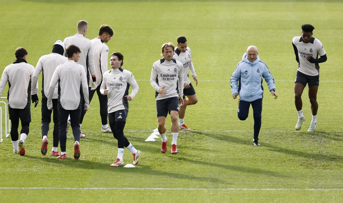 PRIJENOS od 21 sat: Stigli sastavi Atletica i Reala, Modrić od prve minute