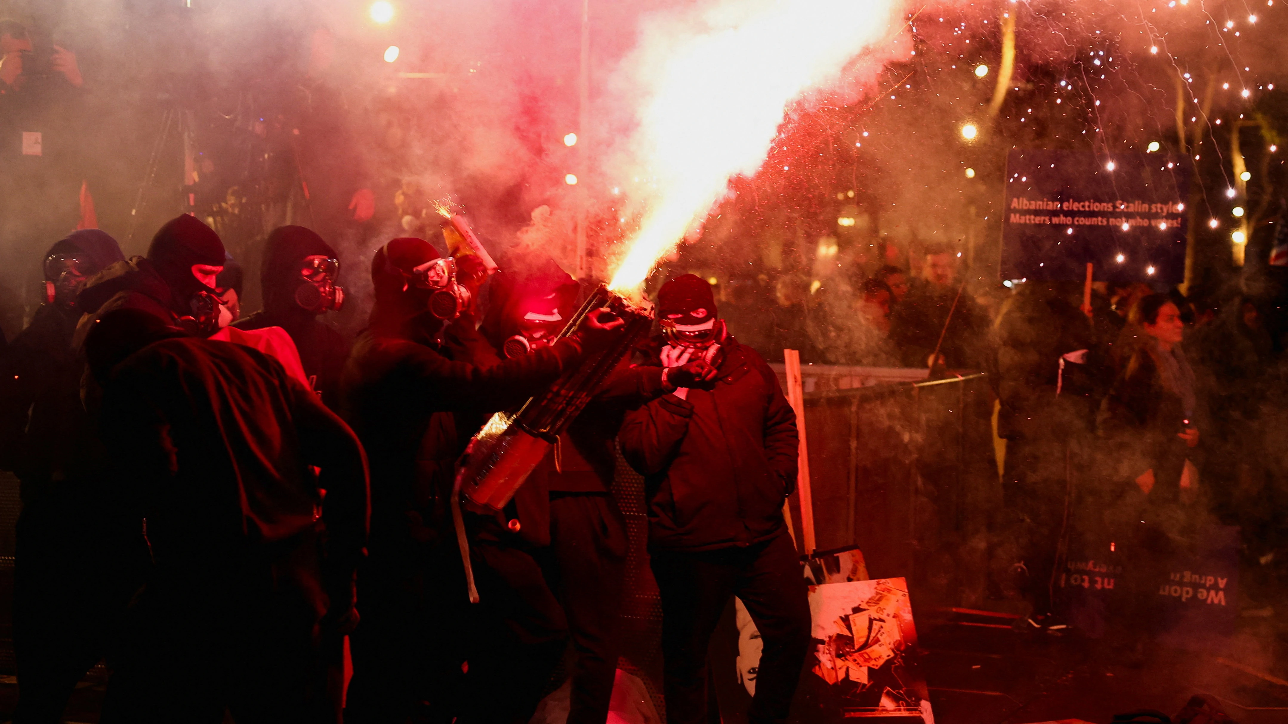 Nasilni prosvjedi u Albaniji zbog navodne korupcije u vladi