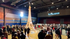 Guinnessova knjiga rekorda odobrila Plaudu njegov Eiffelov toranj od 7,2 metra rekordne visine