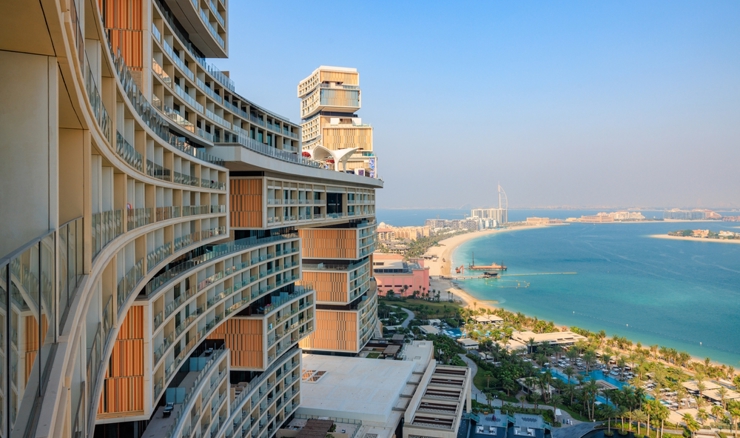 Suočen s padom broja međunarodnih turista, Dubai se okreće l