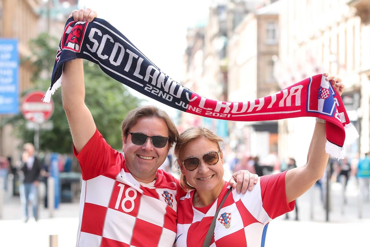 Hrvatski navijači uoči utakmice Hrvatska - Češka , Foto: Goran Stanzl/PIXSELL