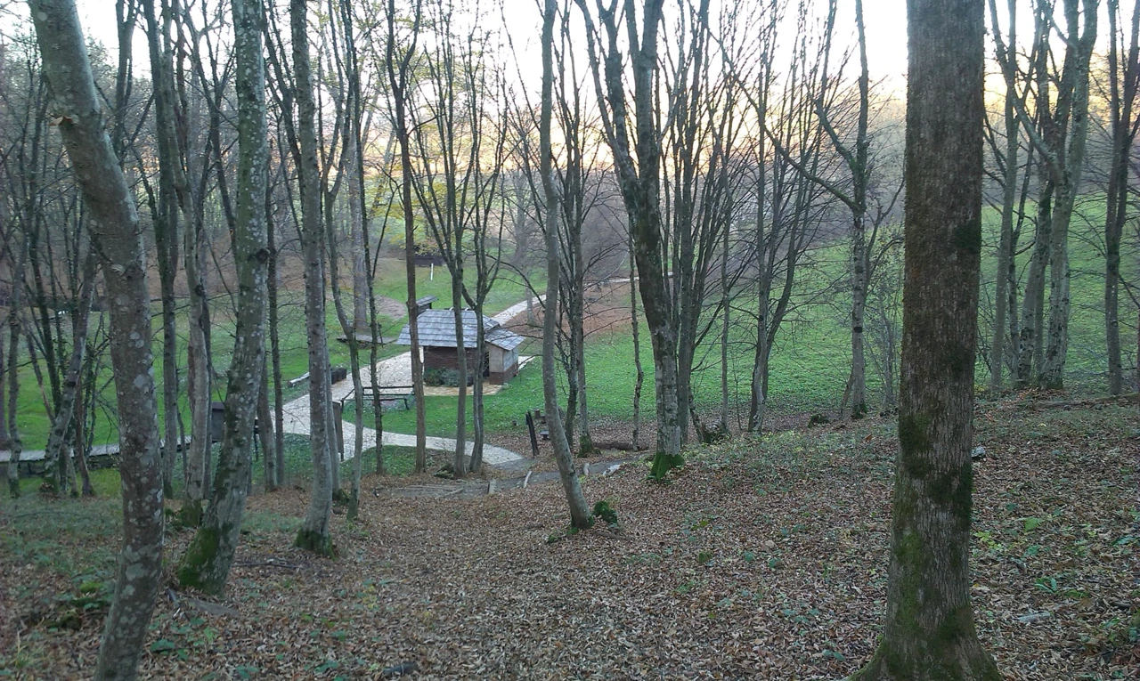 Šetalište oko Baraćevih spilja, Foto: (Foto: Majda Ivković/Glas Hrvatske)/-