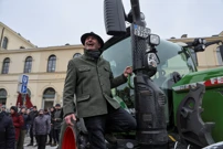 Poljoprivrednici s traktorima prosvjeduju kod Brandenburških vrata, Foto: Leo Simon/REUTERS 