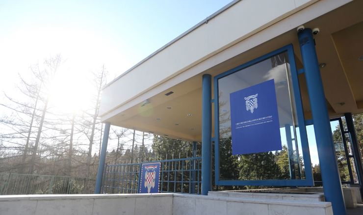 Milanović pozvao Plenkovića na hitan sastanak zbog pritisaka Vlade na Kundida