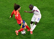 Marc Cucurella i N'Golo Kante, Foto: Angelika Warmuth/REUTERS