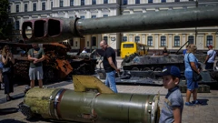 Izložba ruskih projektila na kijevskom trgu