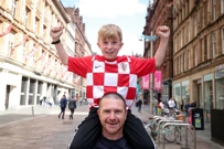 Hrvatski navijači uoči utakmice Hrvatska - Češka , Foto: Goran Stanzl/PIXSELL