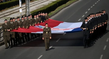 Vojni mimohod u Zagrebu