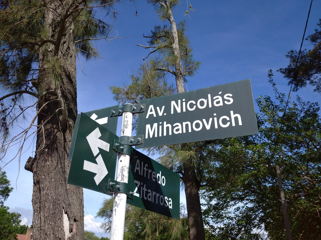 La avenida Nicolás Mihanovich aún conecta la arena con el mar, Foto: Matija Jerković/-