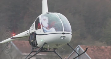 Sv. Nikola u helikopteru
