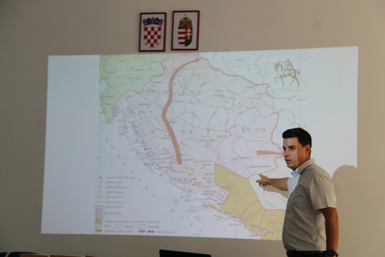 Na predstavljanju slikovnice „Kralj Tomislav i njegovo zlatno prijestolje - Bajkovita priča o prvom hrvatskom kralju”