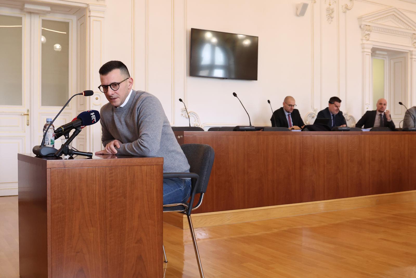 pxl 200126 145047371 20260120104519