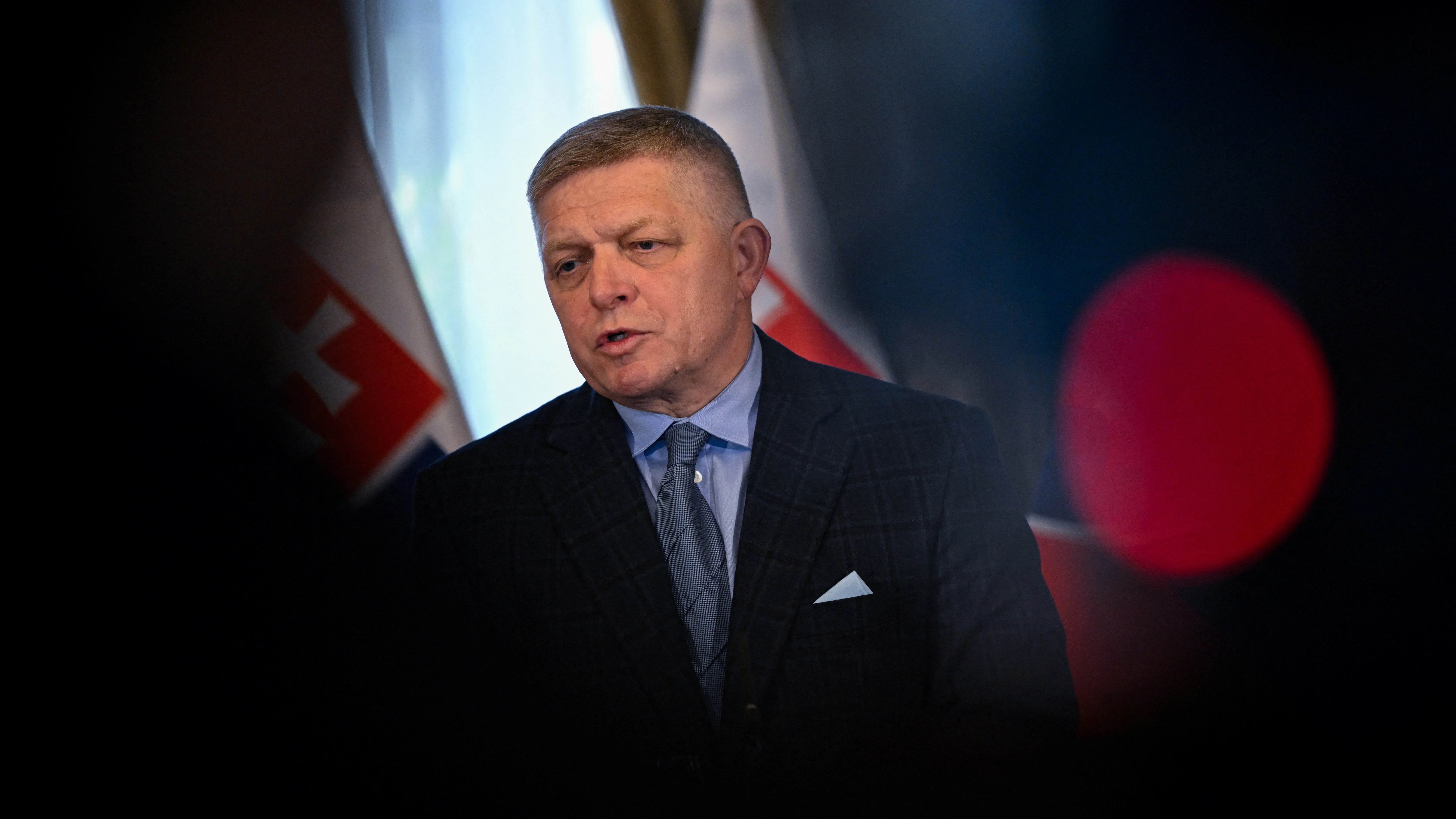 Fico prihvatio ostavku Lajčaka koji je odstupio zbog komunikacije s Epsteinom Kép