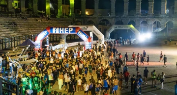 7. pulski maraton okupio rekordan broj trkača u noćnoj utrci