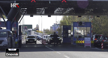 Kolone u Staroj Gradiški