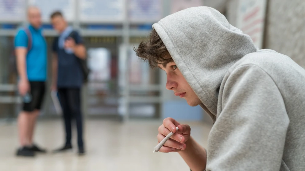 Hrvatski učenici pri vrhu u Europi po konzumaciji alkohola i cigareta