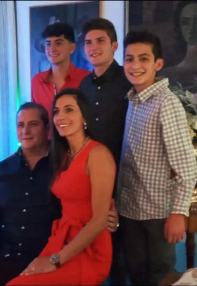 Gabriel Salinas con su familia / Gabriel Salinas s obitelji, Foto: Familia Salinas / Obitelj Salinas//